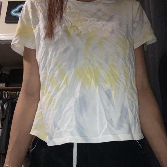 crop top - Picture 1 of 2